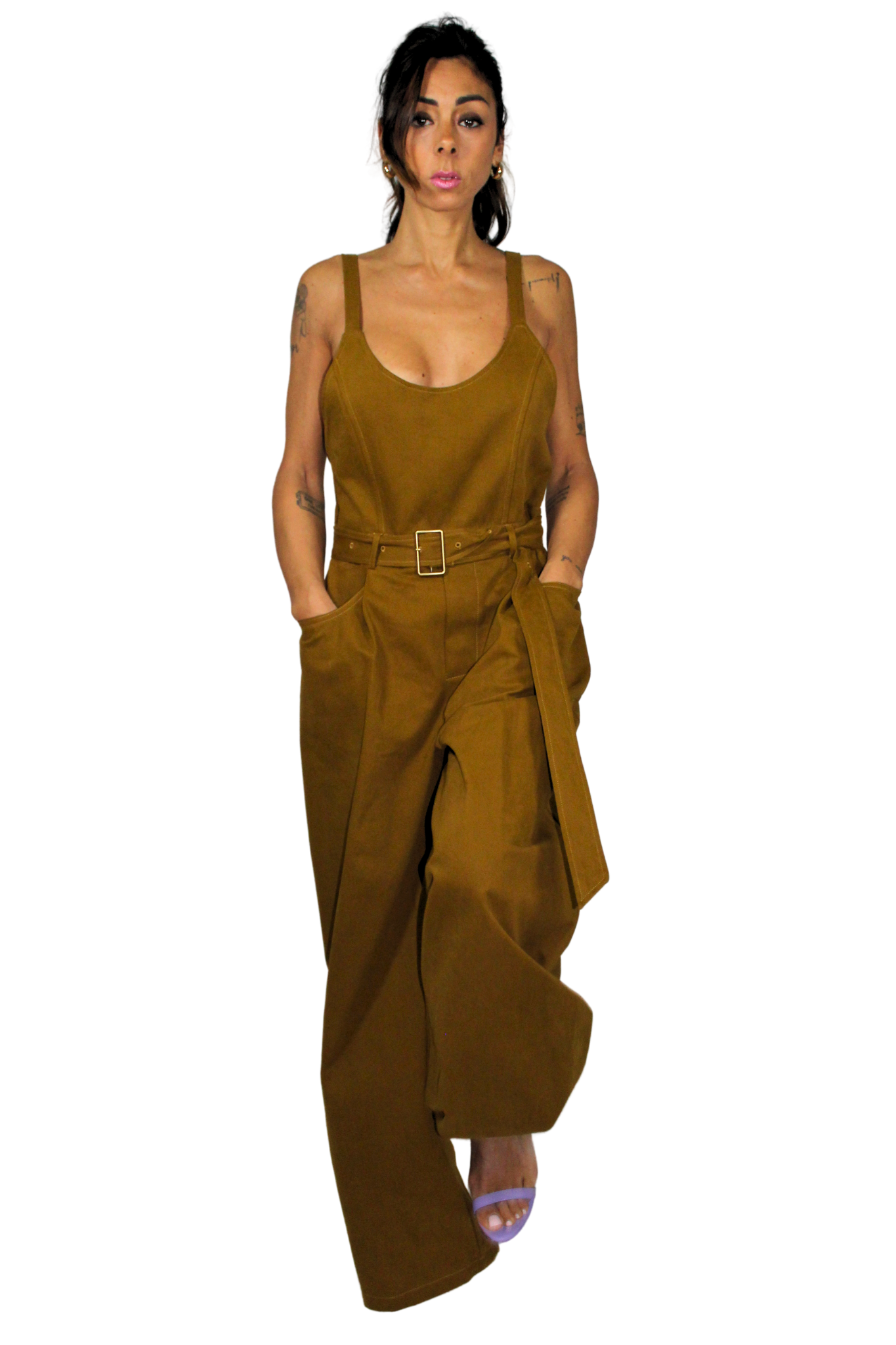 Tuta Monocromatica by Lumina